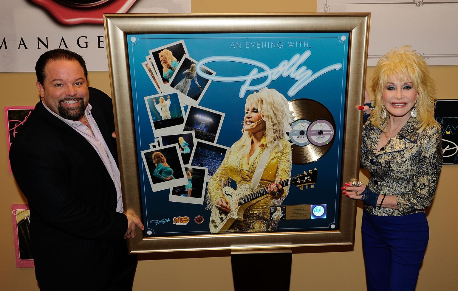 Dolly Parton’s manager wants family ‘out of the picture’ amid lawsuit with nephew