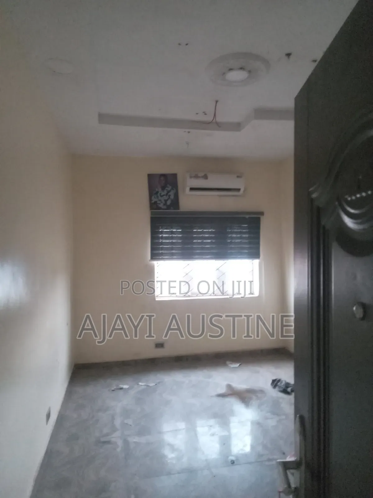 Office to Let at Gbagbalogun Road Nearby State Hospital