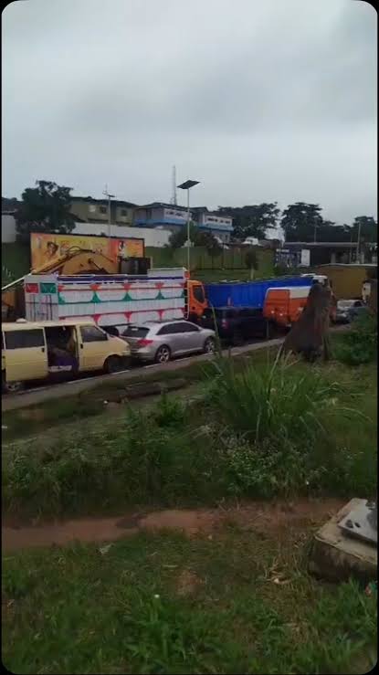 Crazy Traffic From Iyana-Oworo To Berger Yesterday - What Exactly Happened?