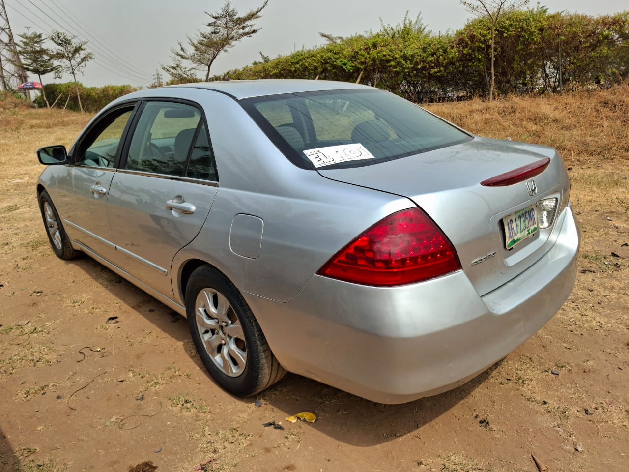 Honda Accord EOD Silver Sedan

This