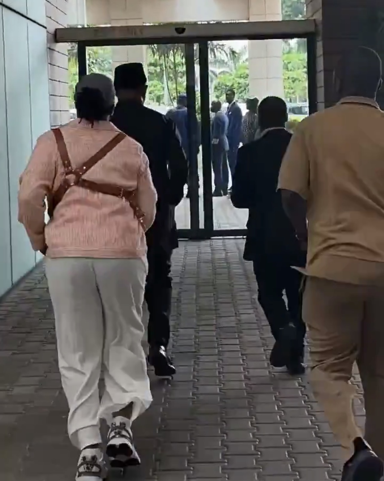 Peter Obi's Energy Wows Supporters, Leaves Them Scrambling To Keep Up (Video)