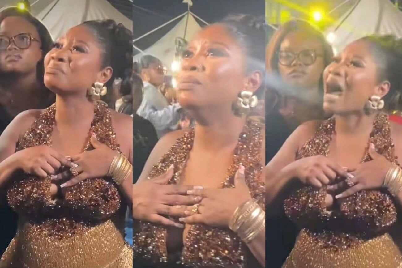 Wumi Toriola emotional during tribute for late singer, Toluwanisings (Video)