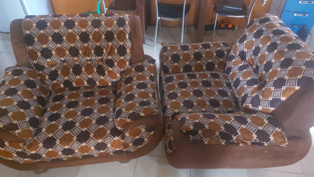 For Sale: Used set of Chairs
