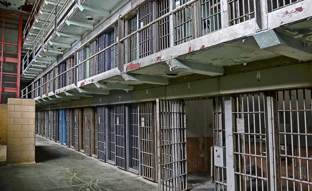 Nigeria At 66: Over 250 Inmates Walk Free As Governors Grant Pardons