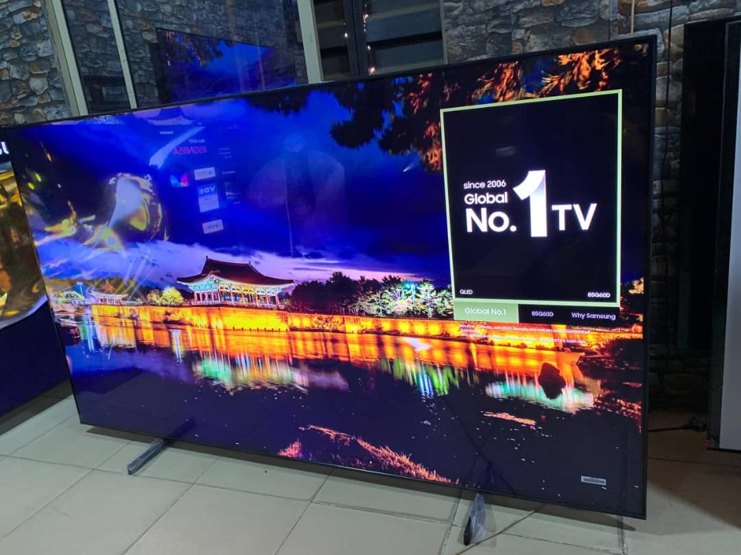 Samsung 85in Q60D (QLED 4K, Gaming tv)