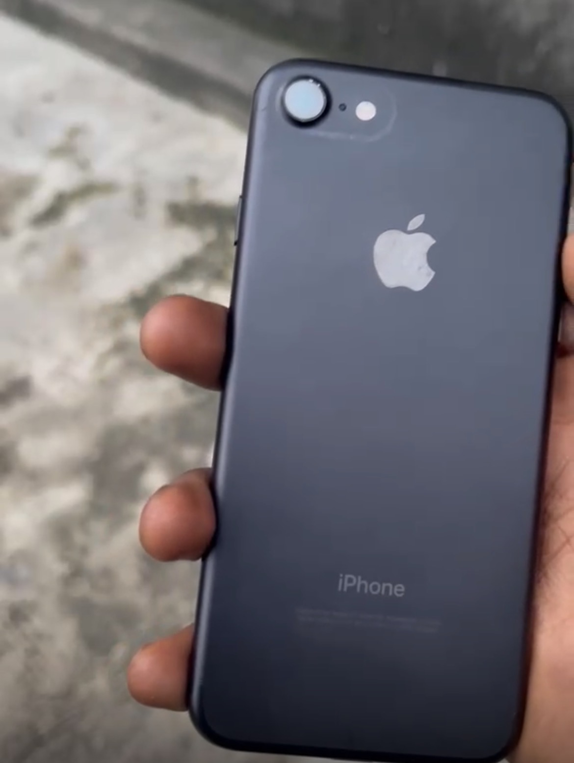 iPhone 7 32gb FU