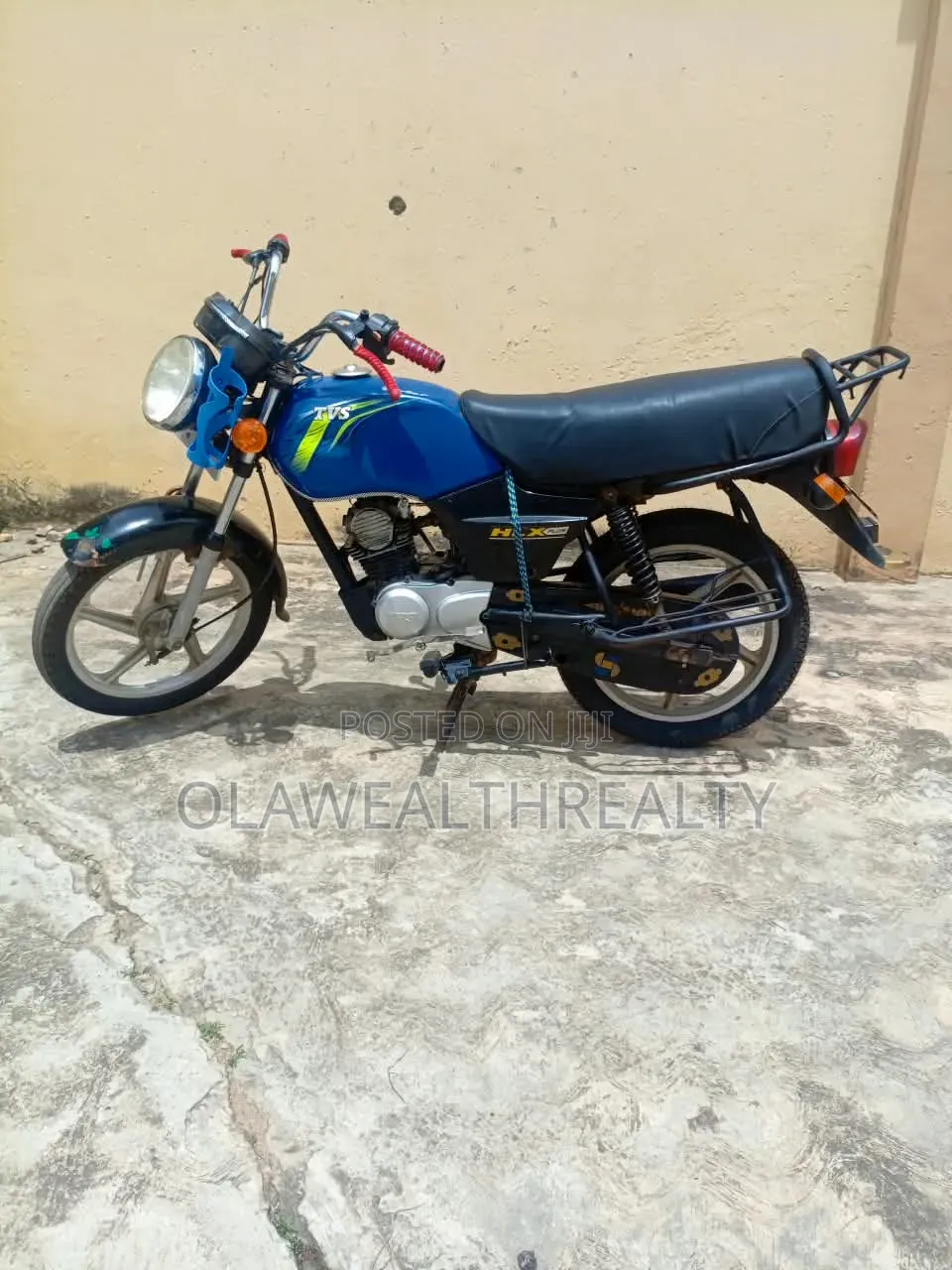 TVS HLX 125 2022 Black