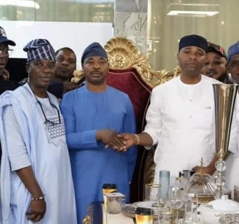 “They aren’t happy” – Reactions as K1 ends the long-time rift between MC Oluomo and Sego (Video)
