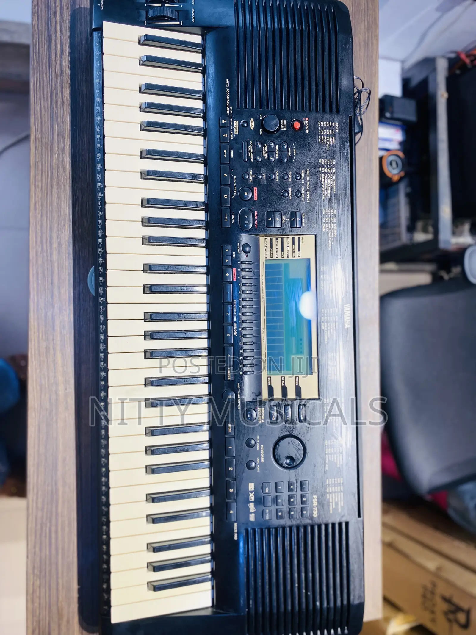 PSR-730 Yamaha Keyboard