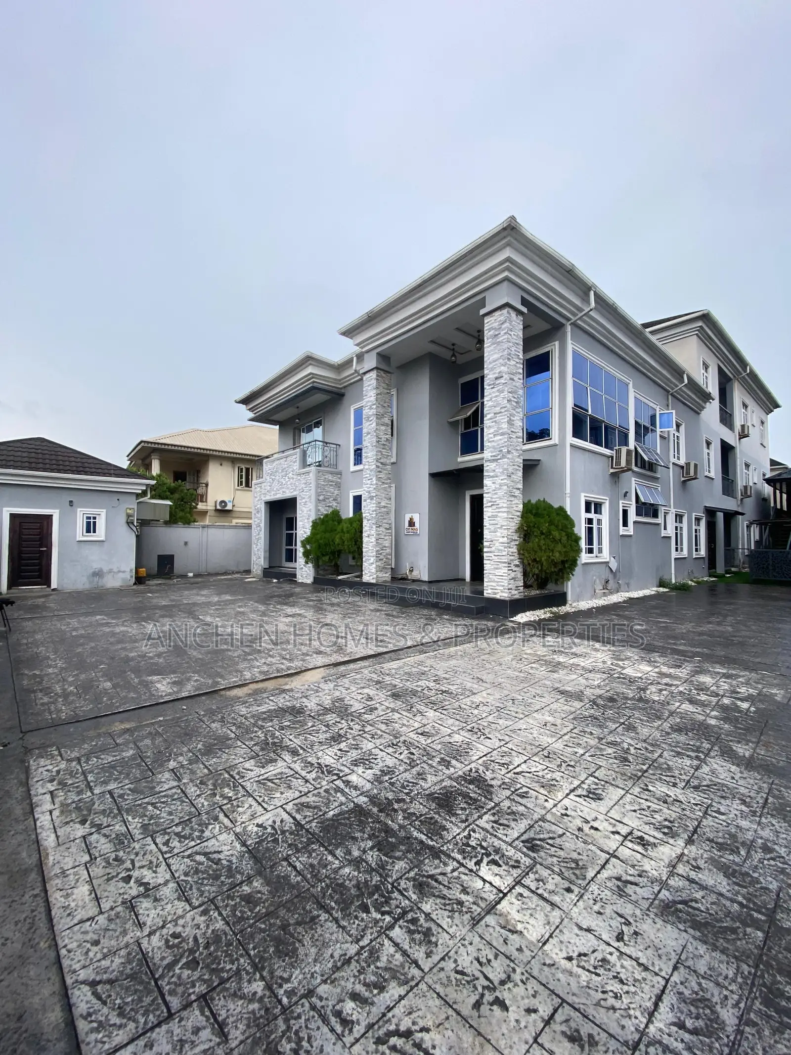 18 Bedroom Hotel for Lease