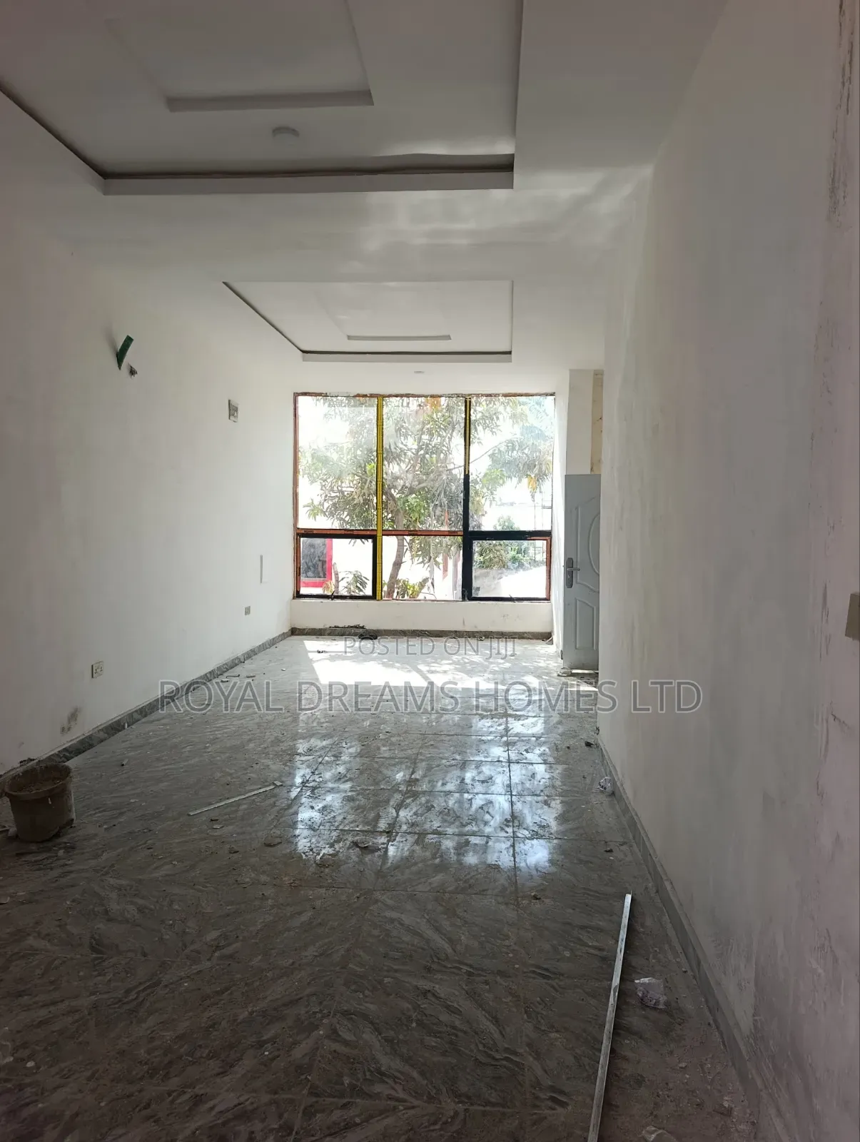 Shop Space at Gwarinpa Ground Floor for Rent
