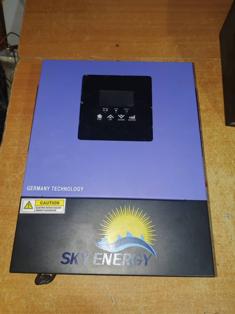 Sky Energy 3200 watts 24v hybrid inverter available