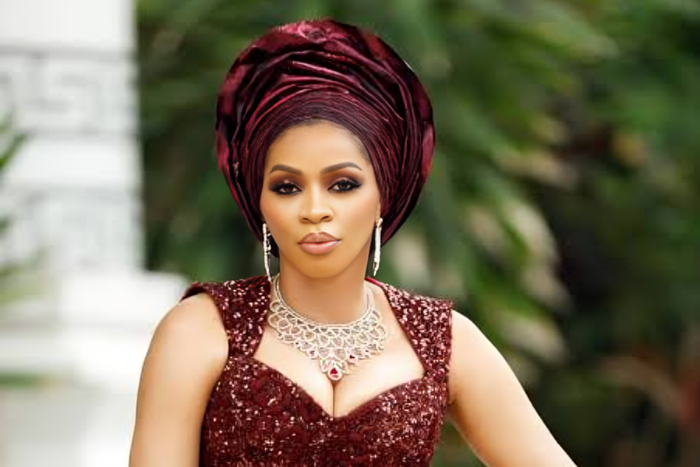 Woman accused of cyberstalking Shade Okoya held in Kirikiri even after court grants her bail