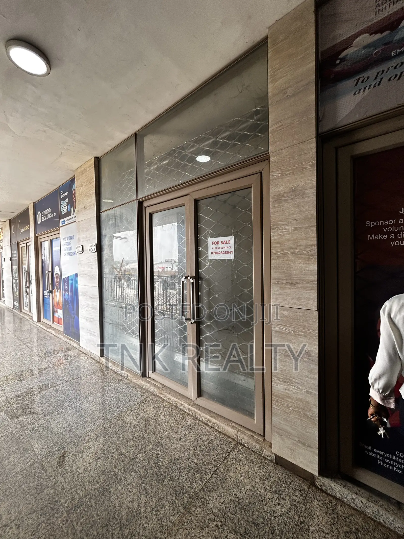 Office Space/Shop for Rent