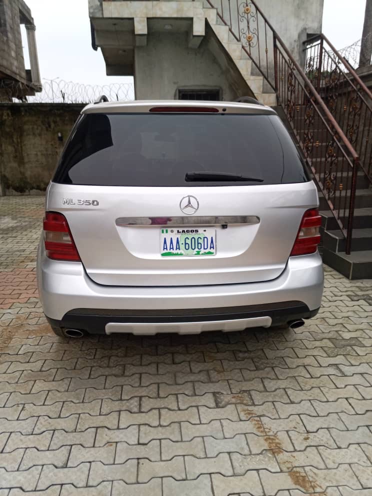 Clean Nigerian Used Mercedes-benz ML350 (4matic)
