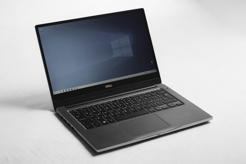 Best London-used Laptops Under ₦300,000 For Nigerian Students