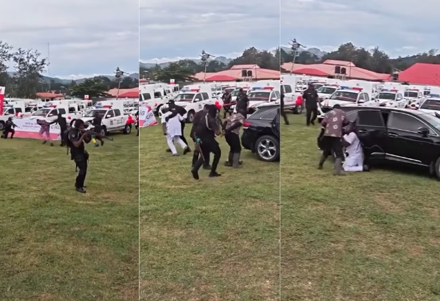 Ekiti police officers demonstrate how they carry out rescue operations (video)