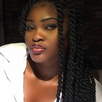 “I quickly blocked the number”- Lady shares unexpected amount received from stranger