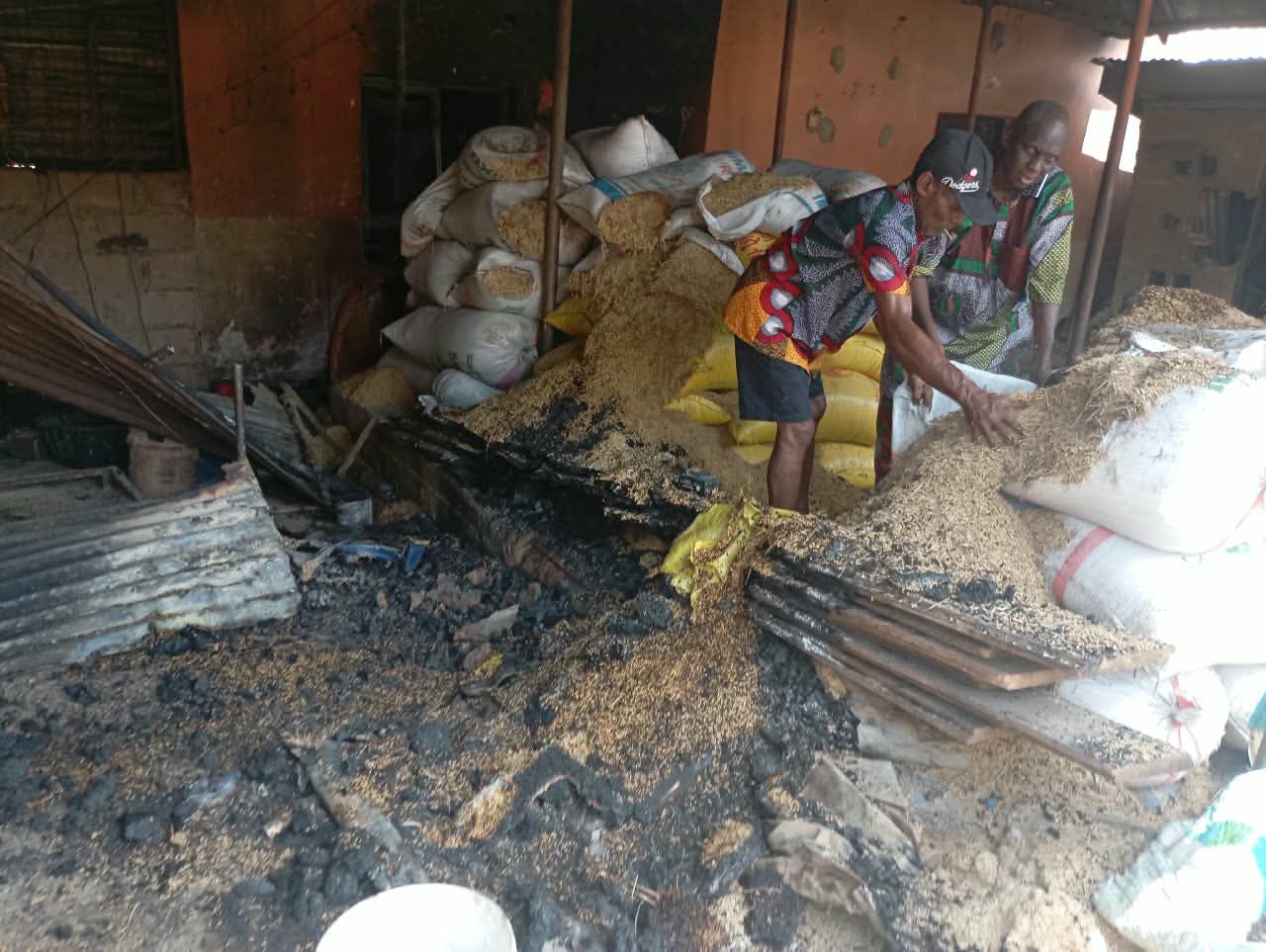 Anambra Government Shuts Otuocha Market Over Aguleri & Umuoba Anam War