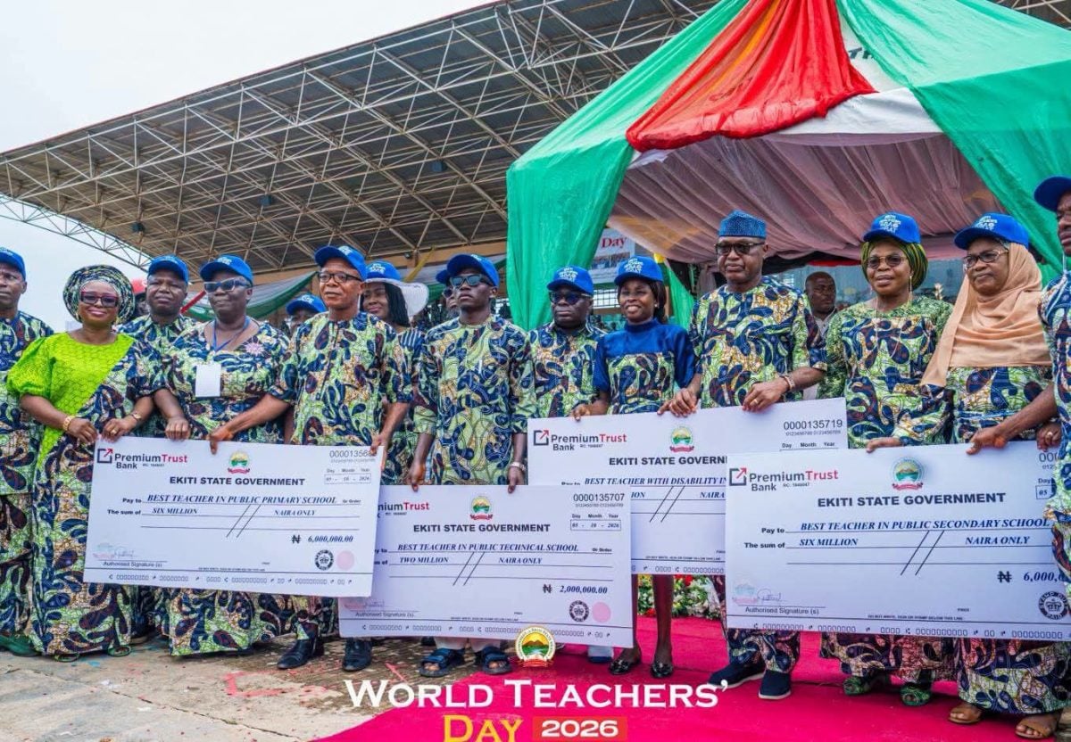 Oyebanji rewards outstanding Ekiti teachers with N70.5m