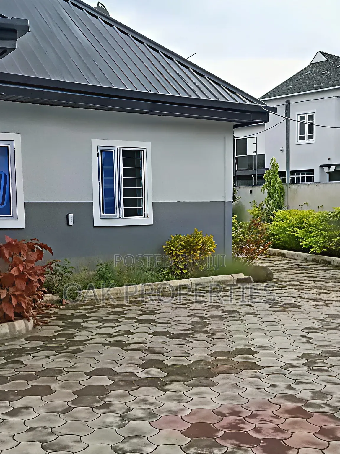 3 Bedroom Bungalow With BQ for Residential or Office Use at Gra