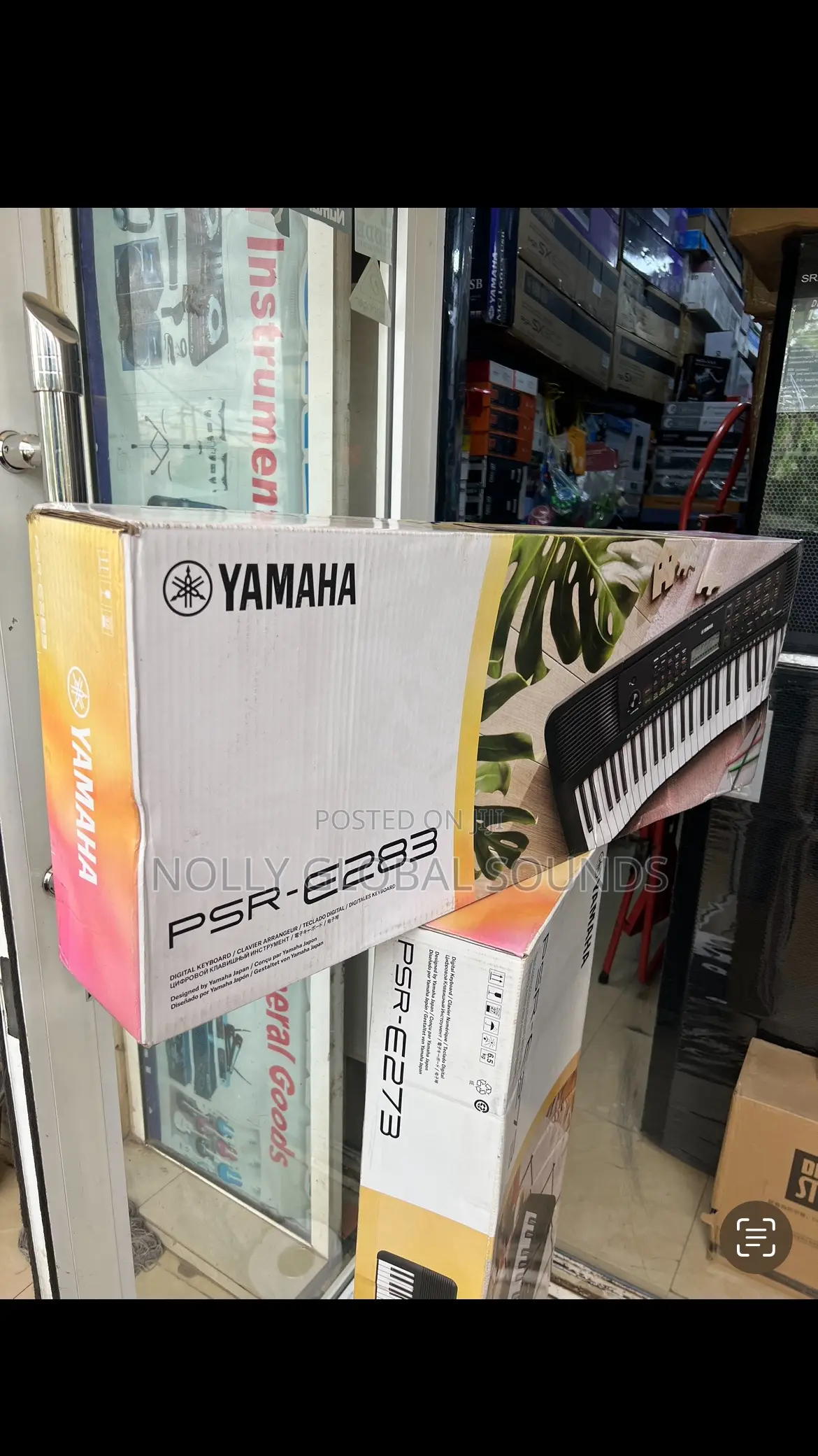 Yamaha PSR-E283 Portable Keyboard 61 Keys, Black