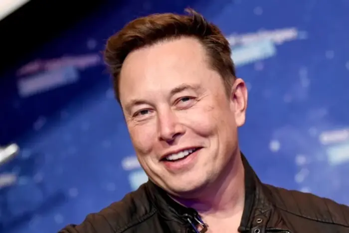 ‘Instagram is for girls’ — Richest man in the world throws jab at men on the platform, questions their masculinity