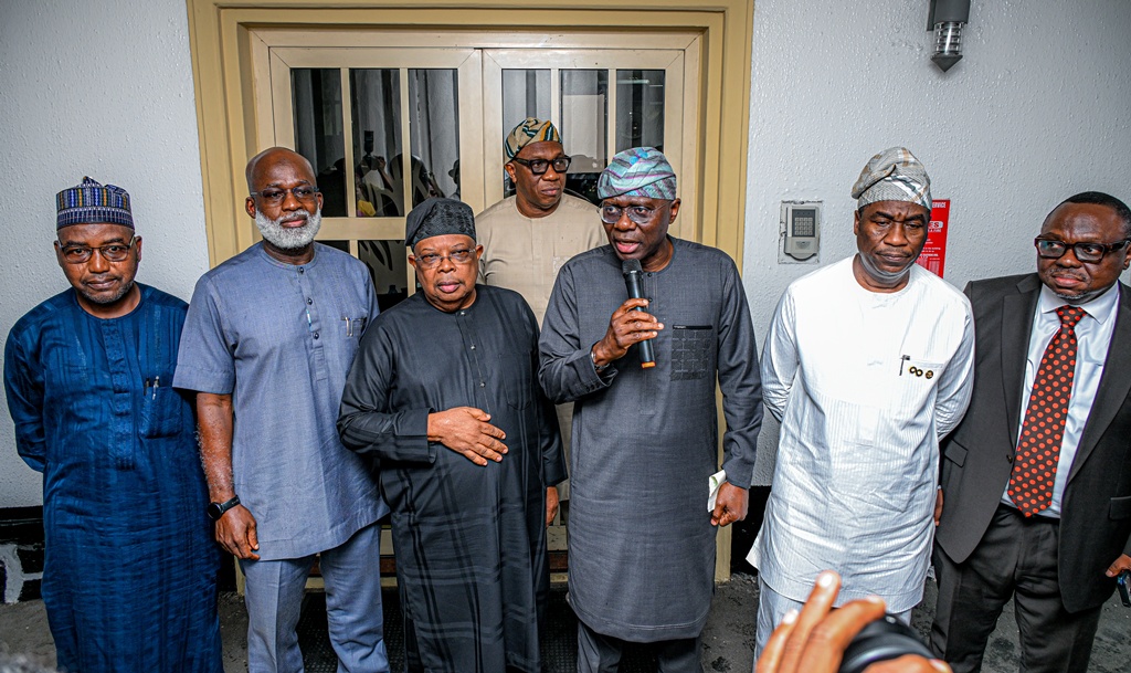 Lagos Government Teams Up With FG To Give Lagos 24-Hour Electricity Supply