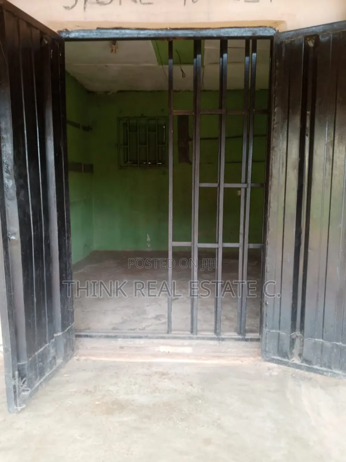 Shop at Aduwawa,Benin City for Rent