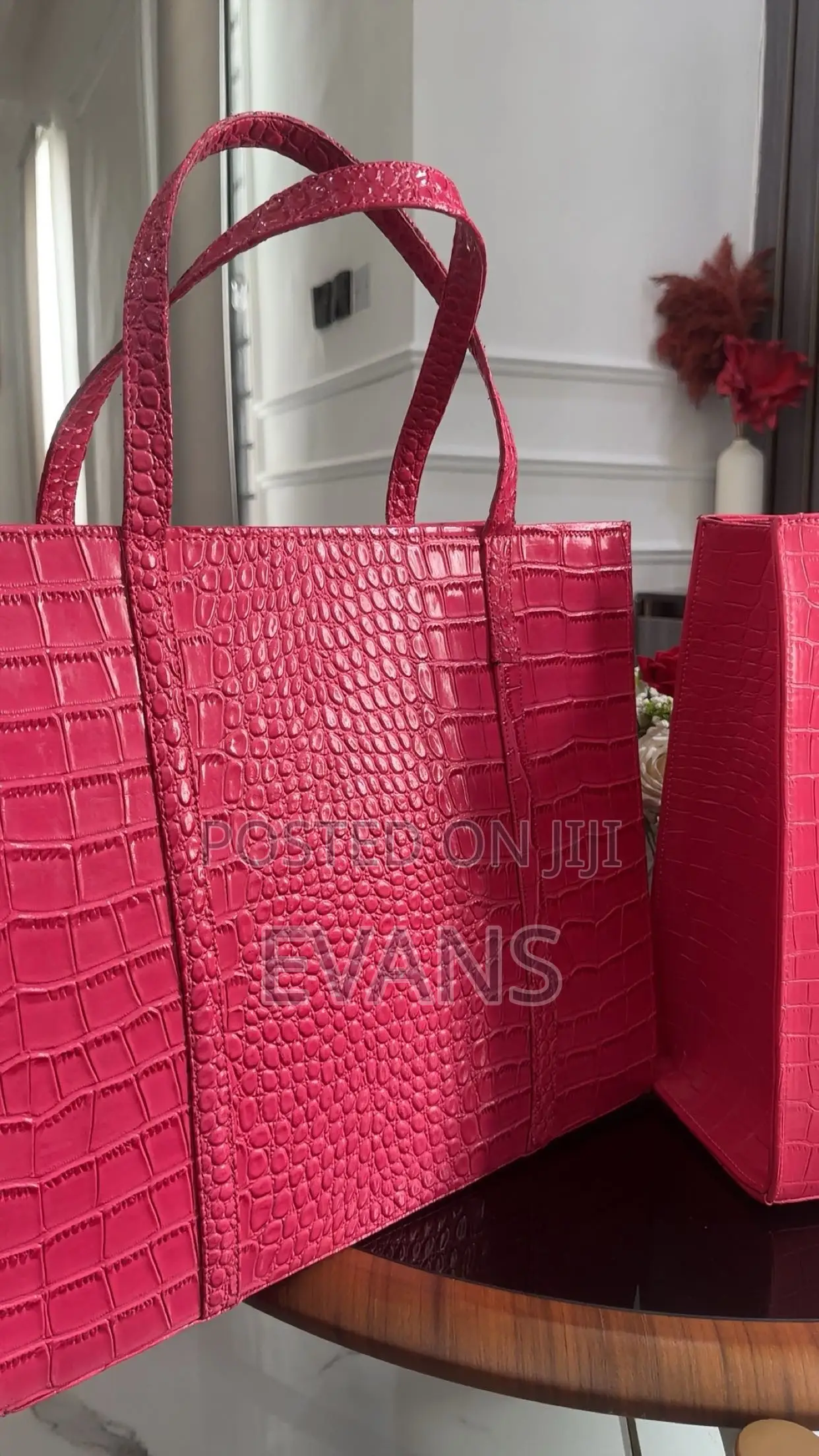 Standard Maxi Tote Bags