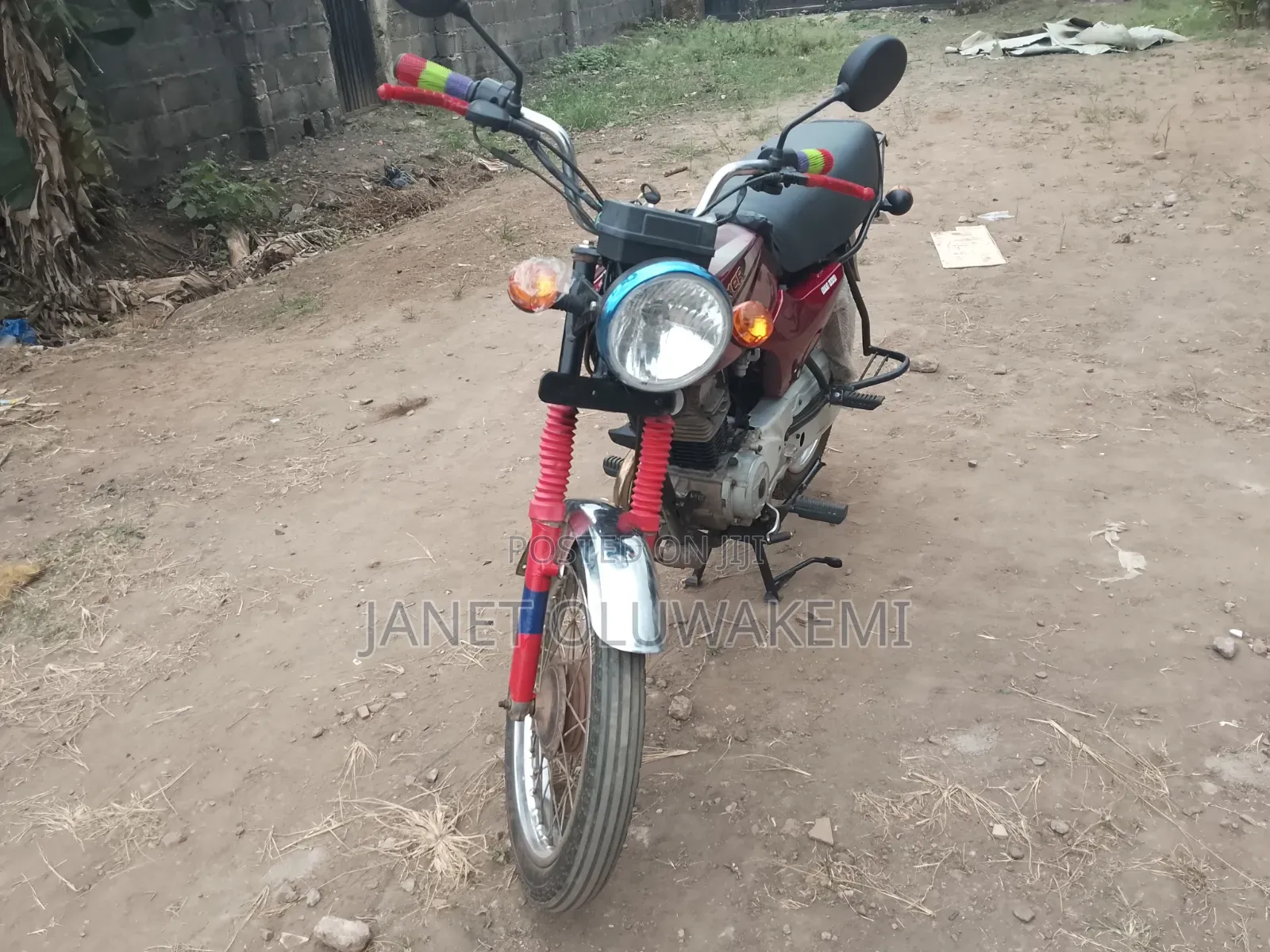 Bajaj Boxer 2011 Red