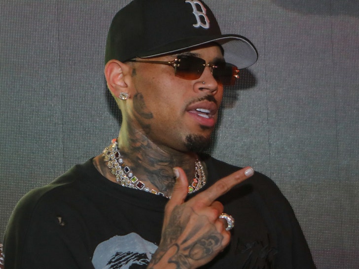 Singer Chris Brown goes off about disliking other celebrities