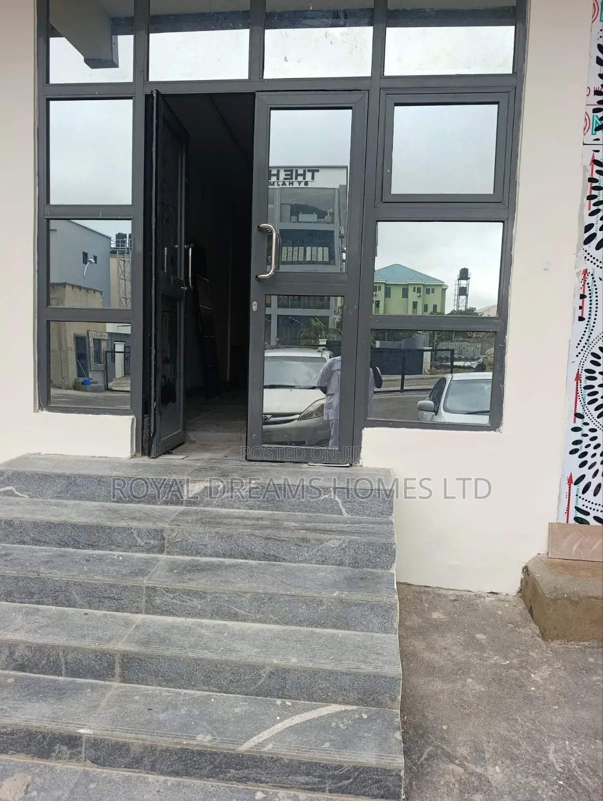 Shop Space or Office Use Ground Floor at Wuye 88 SQM