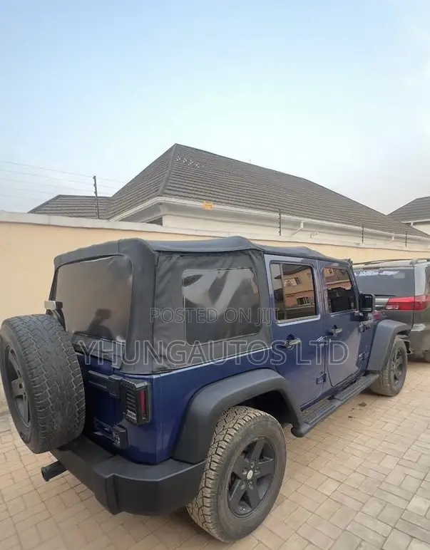 Jeep Wrangler 3.8 Unlimited X 4x4 2008 Blue