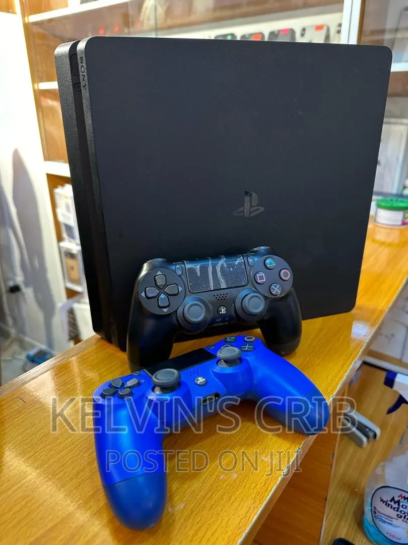 Sony Playstation 4 Slim