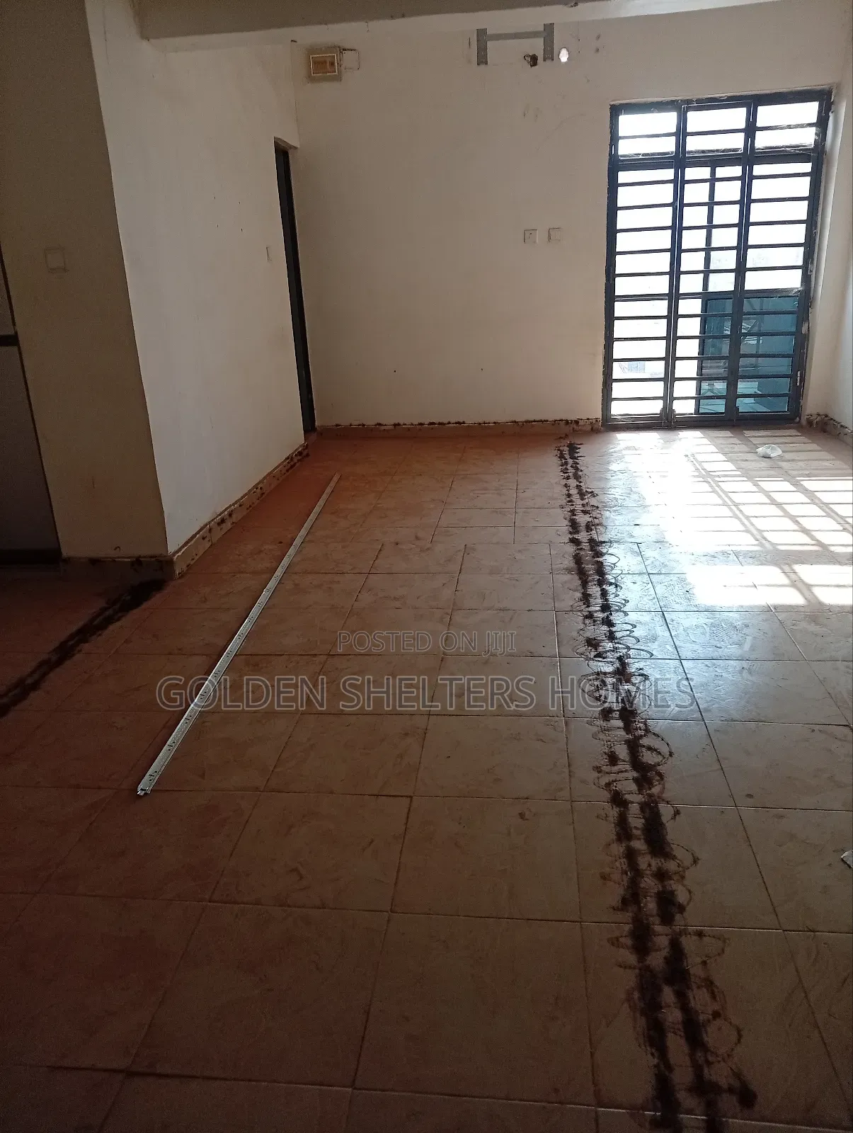 Shop Space for Rent at Presidential Road