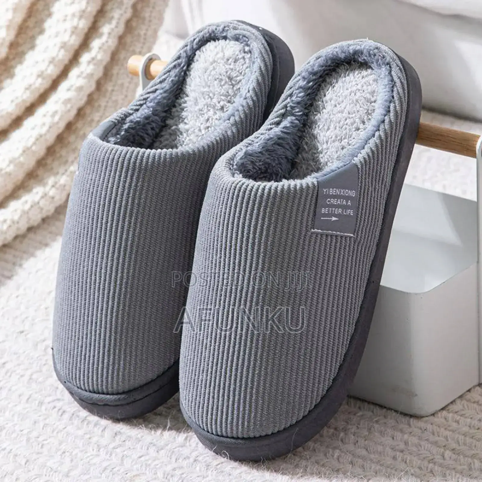 High Quality Thick Soled Indoor Slippers