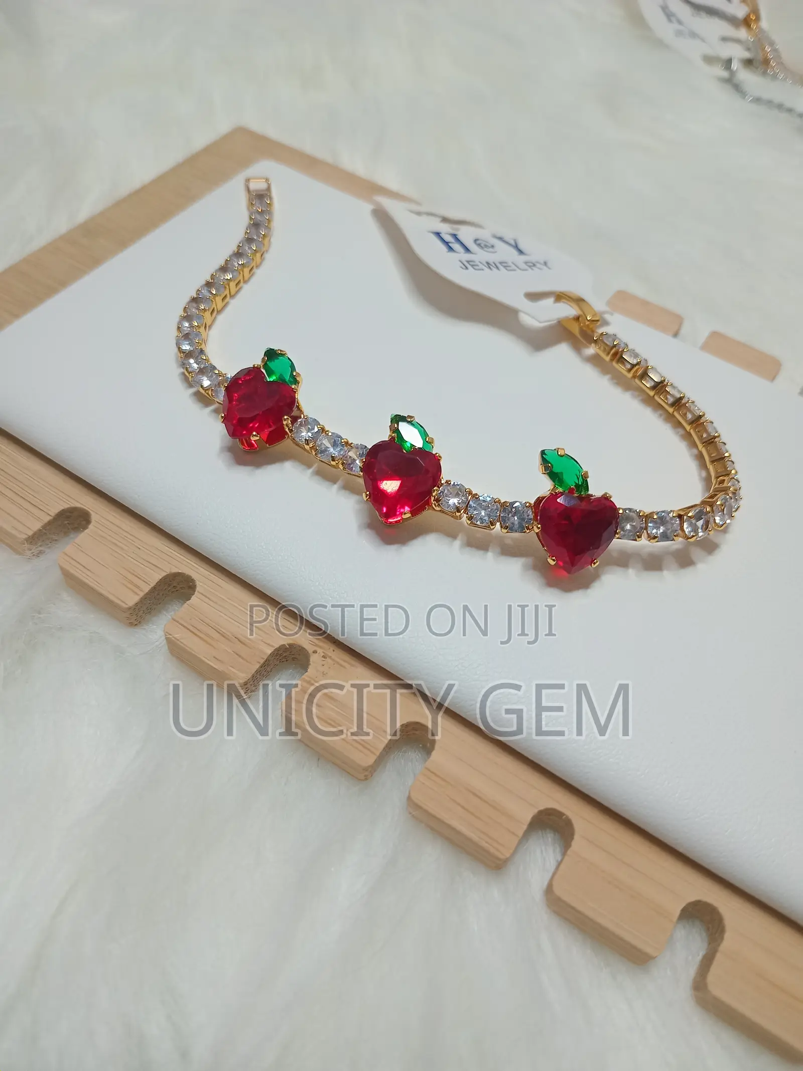 Luxury Zirconia Tennis Bracelet – Sparkling, Elegant Timeless