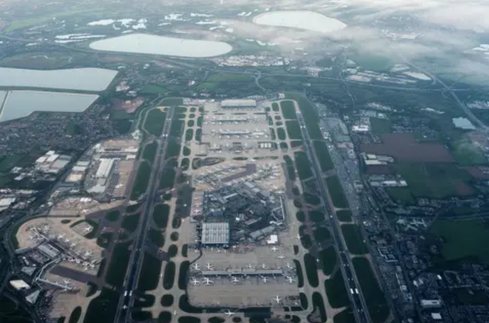 Travel Chaos At UK Airports As Over 600 Flights Canceled
