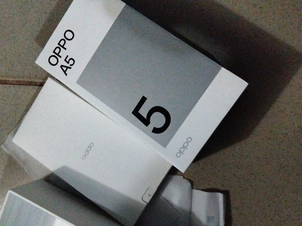 99% new OPPO A5 for sale