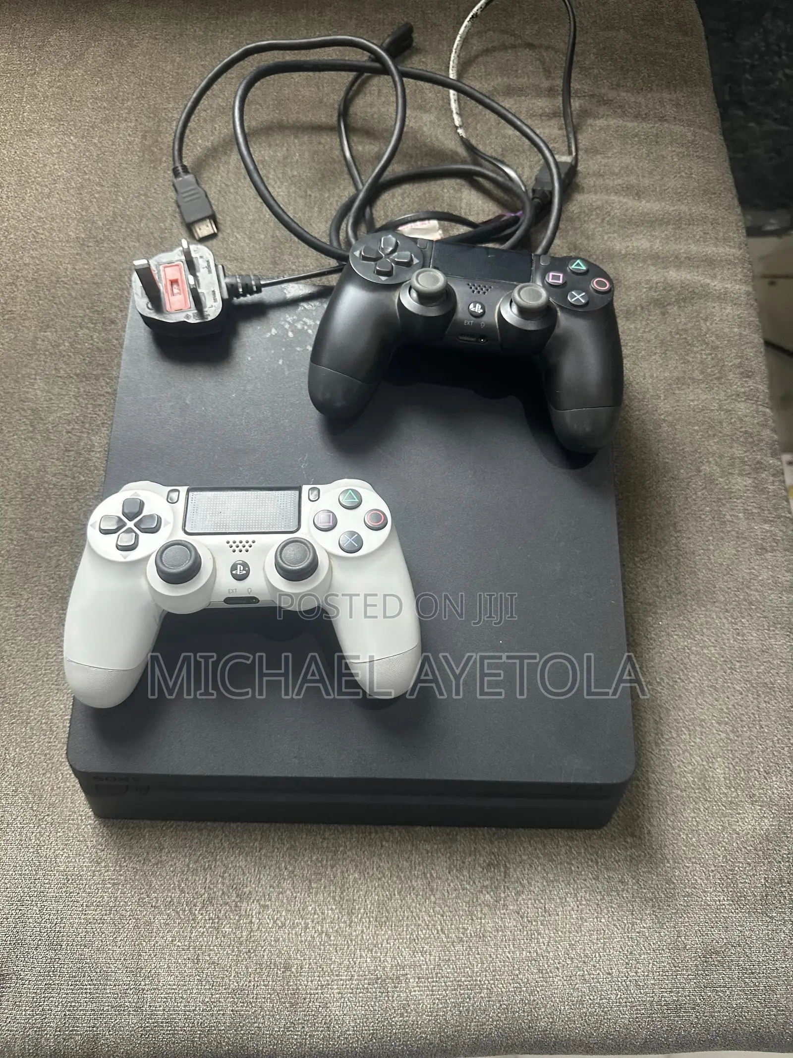 Ps4 Hacked With 8 Latest Games Like Fc26/Mk11/Call of Duty and Two Pad