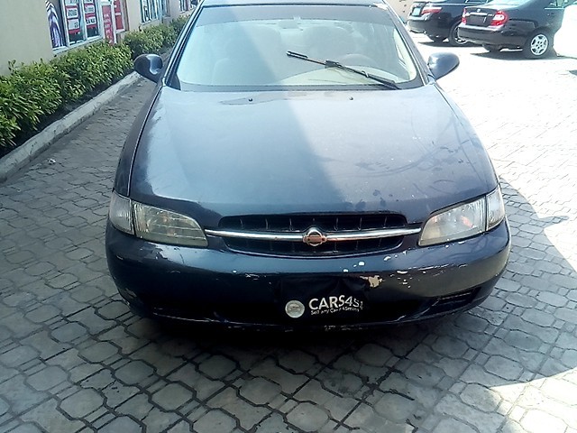 Nissan Altima 1999/2000 For Sale In Lagos