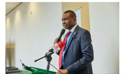 Public officers are stealing Nigeria’s money every minute – EFCC boss